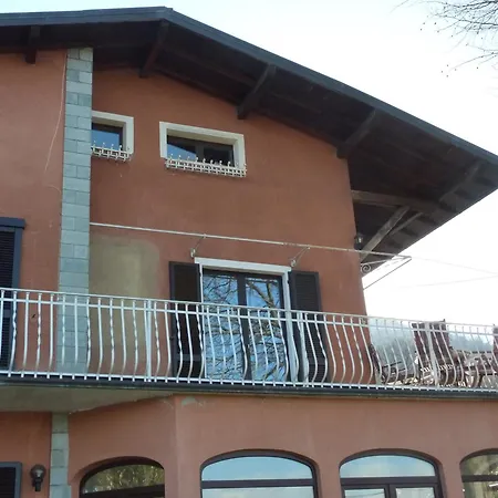 Casa Paradiso Appartamento Porto Valtravaglia
