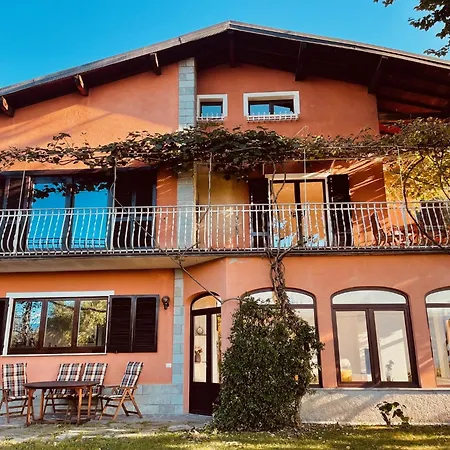 Casa Paradiso Apartment *