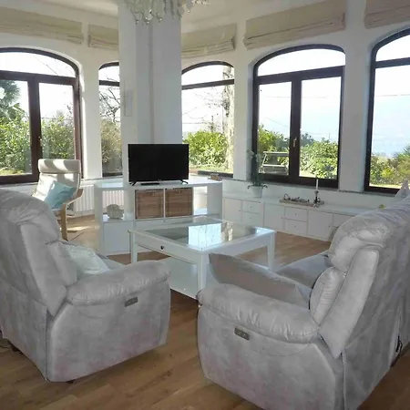 Casa Paradiso Apartment *
